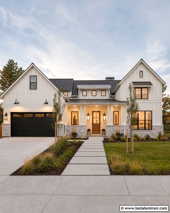 Warm White Modern Farmhouse With Layered Lighting - 30 Warm White House Design With Light Fixtures Ideas