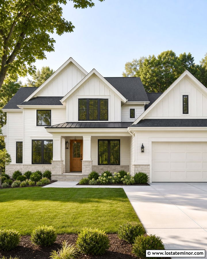 Warm White Siding With Matching Trim - 30 Warm White House Design With Siding Ideas