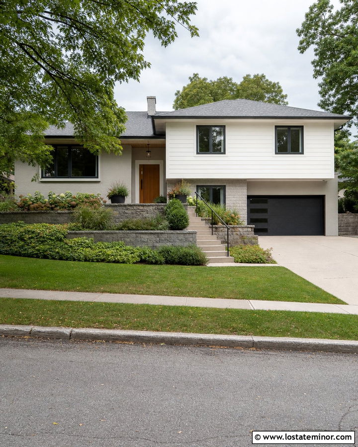 Warm White Split Level House With Retaining Wall Steps - 30 Warm White House Design With Steps Ideas