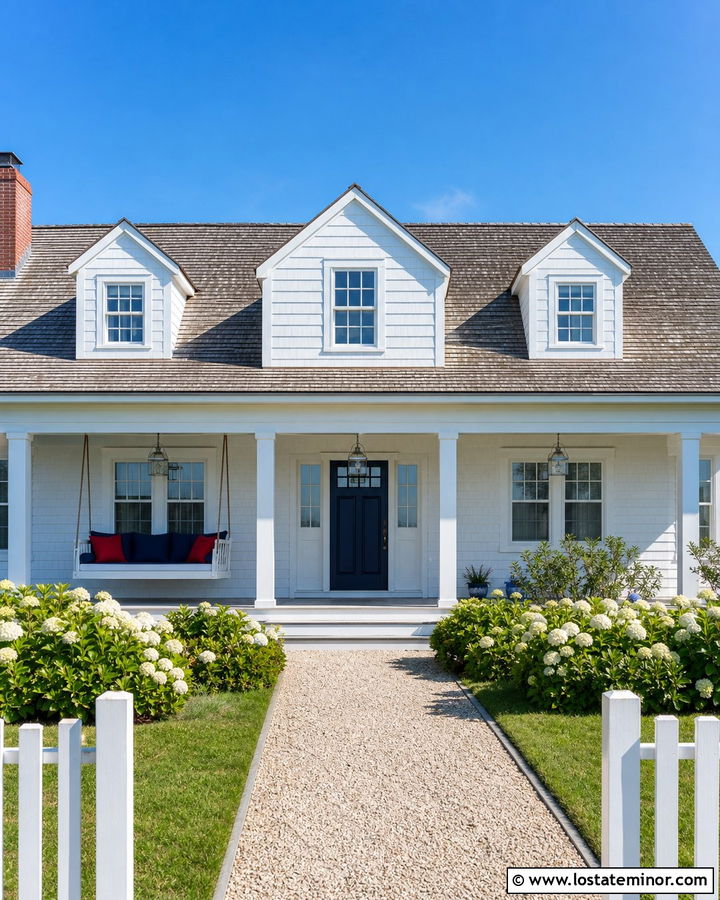White Cape Cod House With Rope Daybed - 30 White House Design With Daybed Ideas
