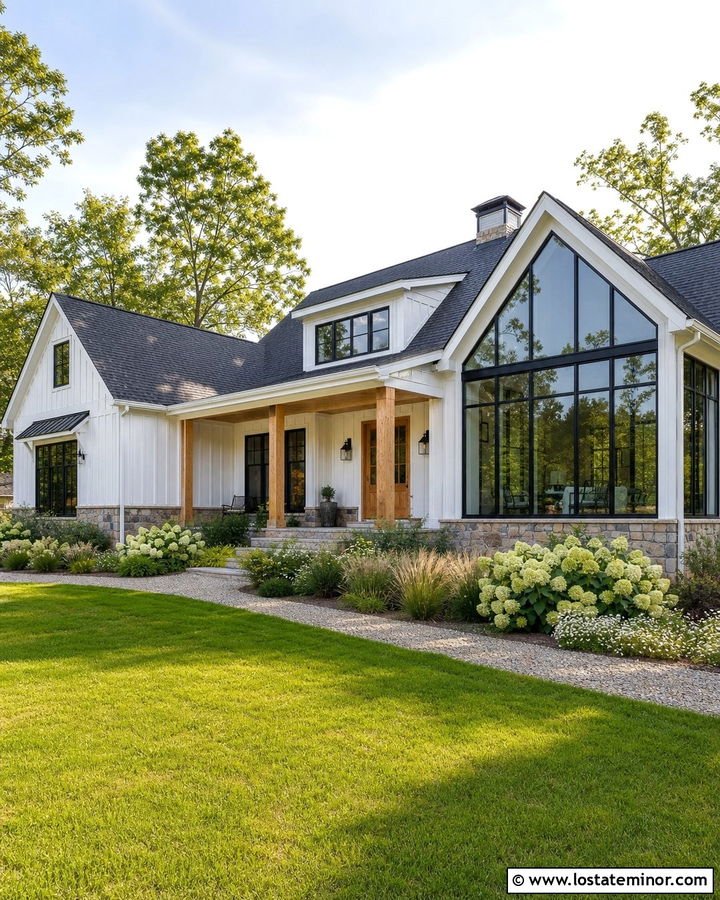 White Farmhouse With Glass Sunroom - 30 White House Design With Sunroom Ideas
