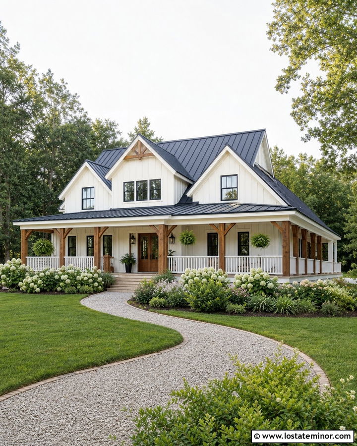 White Farmhouse With Wraparound Front Porch - 30 White House Design With Front Porch Ideas