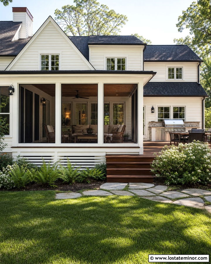 White House With Screened Deck - 30 White House Design With Deck Ideas