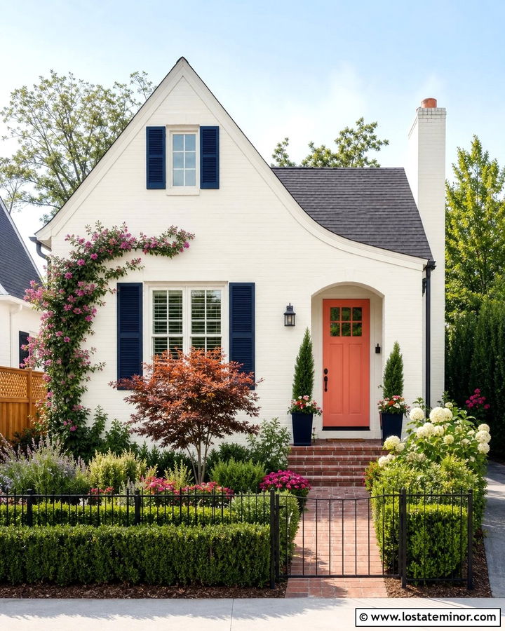 White House With Small Front Yard Landscaping - 30 White House Design With Landscaping Ideas