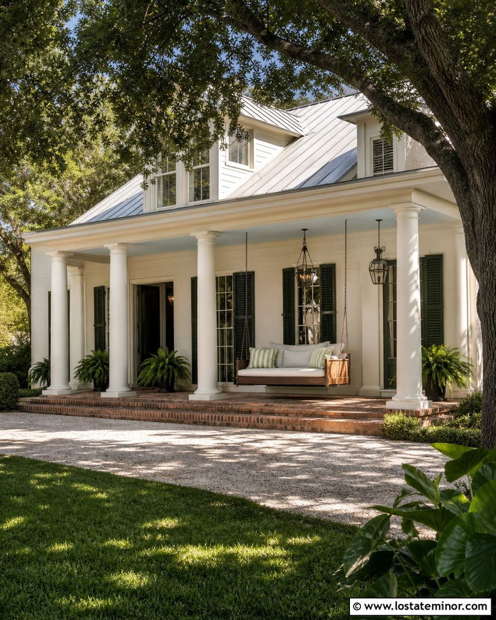 White Southern House With Porch Swing Daybed - 30 White House Design With Daybed Ideas
