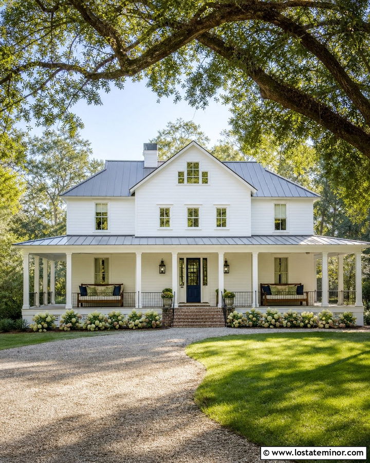 White Wraparound Porch With Double Daybeds - 30 White House Design With Daybed Ideas